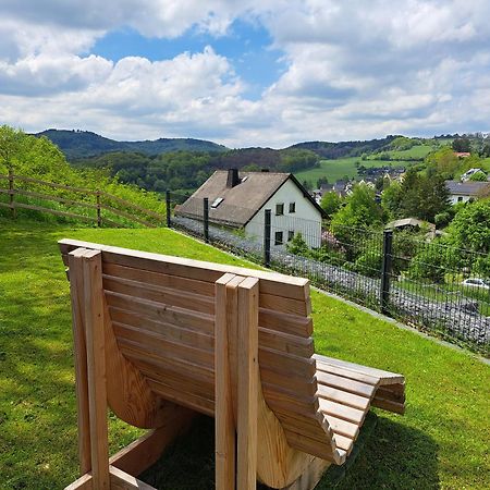 Ferienwohnungen Am Aeppelsberg Volkesfeld Ngoại thất bức ảnh