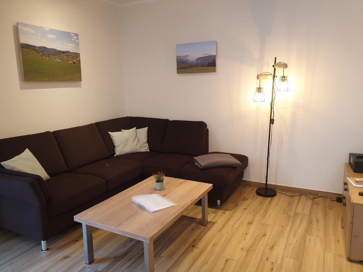 Ferienwohnungen Am Aeppelsberg Volkesfeld Ngoại thất bức ảnh