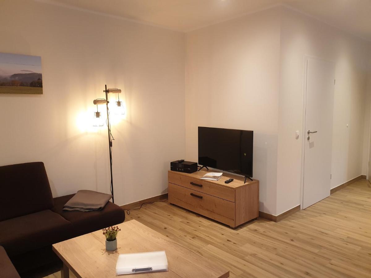 Ferienwohnungen Am Aeppelsberg Volkesfeld Ngoại thất bức ảnh
