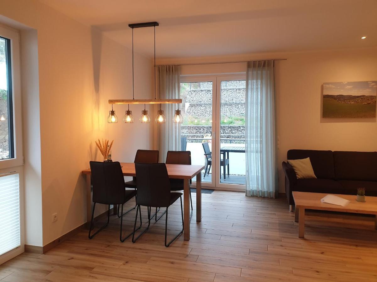 Ferienwohnungen Am Aeppelsberg Volkesfeld Ngoại thất bức ảnh